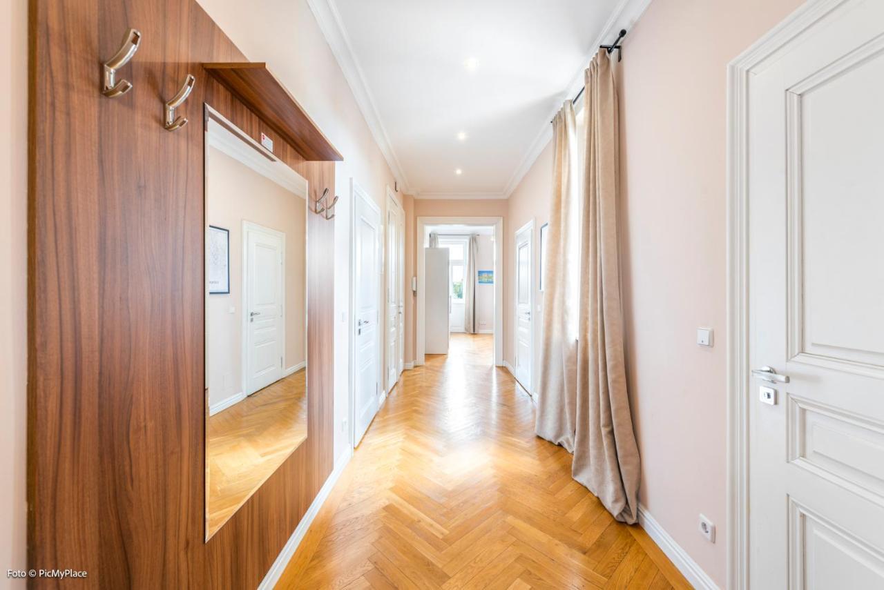Imperial Apartments Schoenbrunn - Contactless Check-In Viena Exterior foto