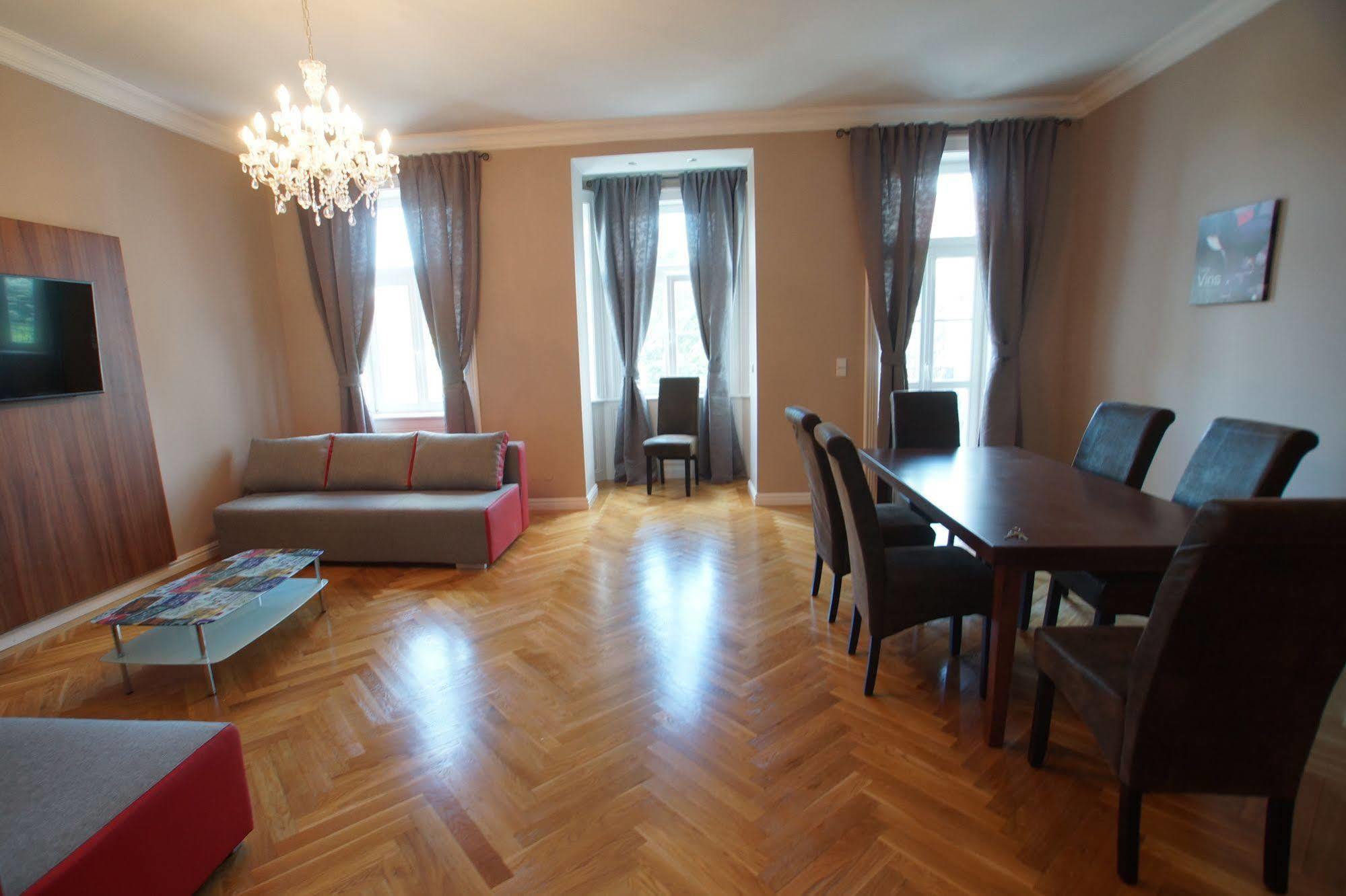 Imperial Apartments Schoenbrunn - Contactless Check-In Viena Exterior foto